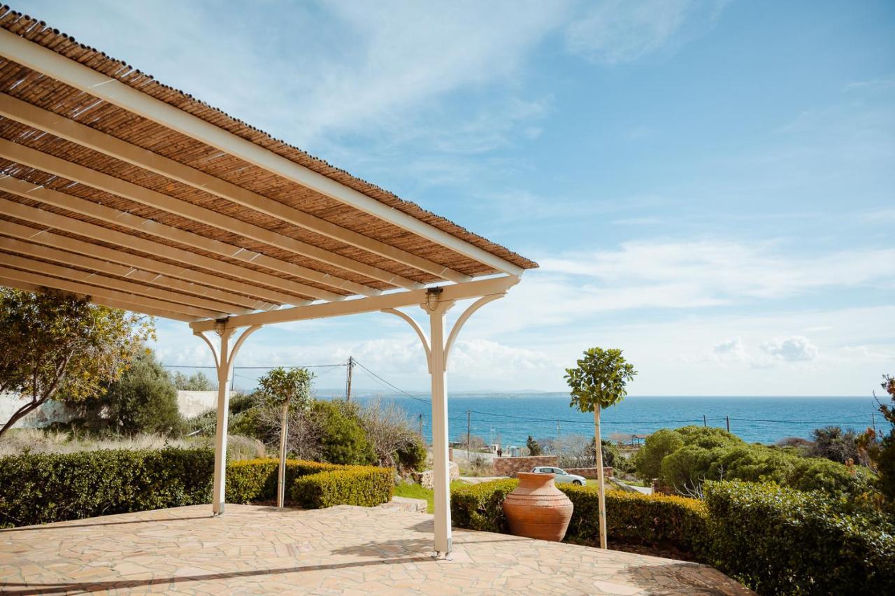 Seafront Apartment Karfas Exterior photo